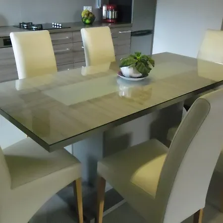 Fabijana 比奥格勒·纳·莫鲁